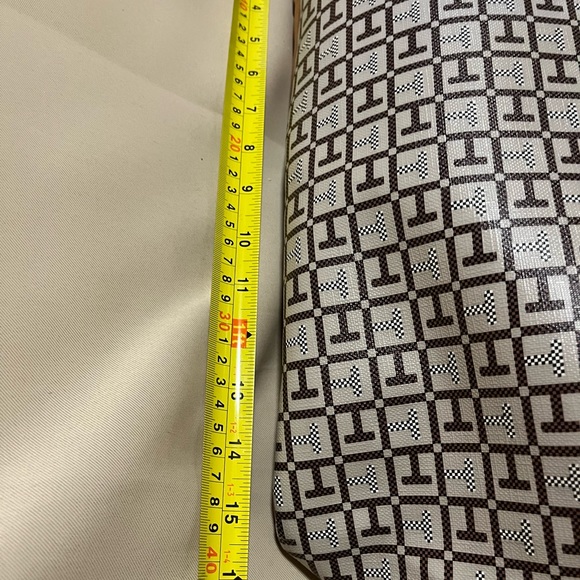 Tommy Hilfiger Large Tote - Picture 6 of 6